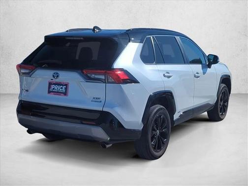 2023 Toyota RAV4 Hybrid SE