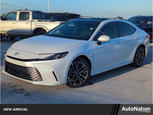 2025 Toyota Camry XLE