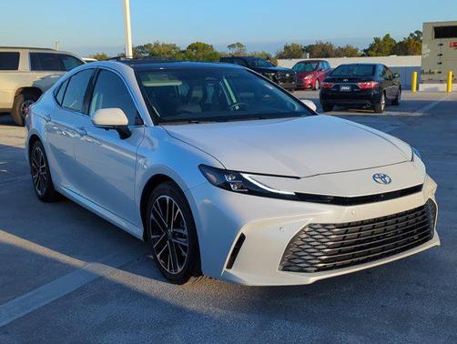 2025 Toyota Camry XLE