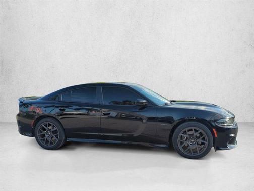Pitch Black Clearcoat 2019 Dodge Charger R/T