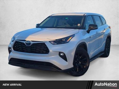 2023 Toyota Highlander Hybrid LE