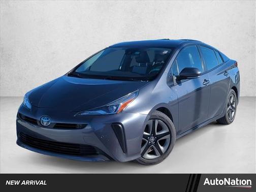2021 Toyota Prius XLE