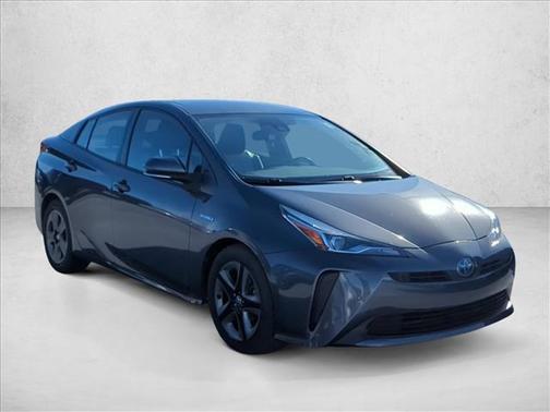 2021 Toyota Prius XLE