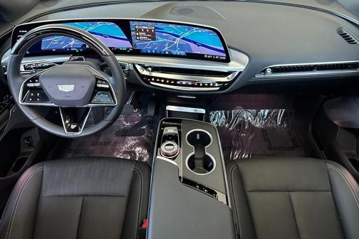 2025 Cadillac LYRIQ Luxury
