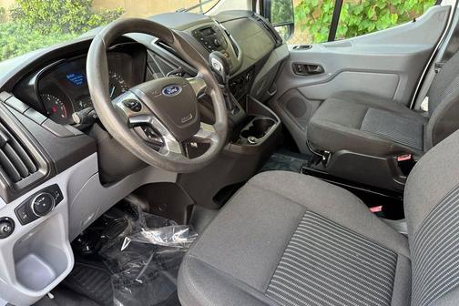 2018 Ford Transit-250 Base