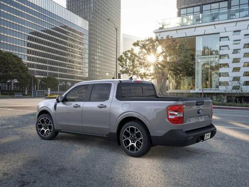 2025 Ford Maverick Lariat