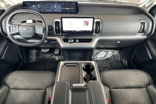 Agate Black Metallic 2025 Ford Expedition Max Platinum