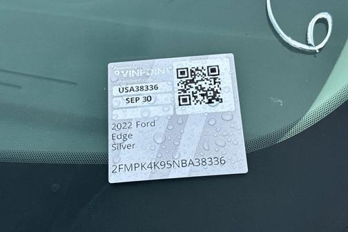 2022 Ford Edge Titanium