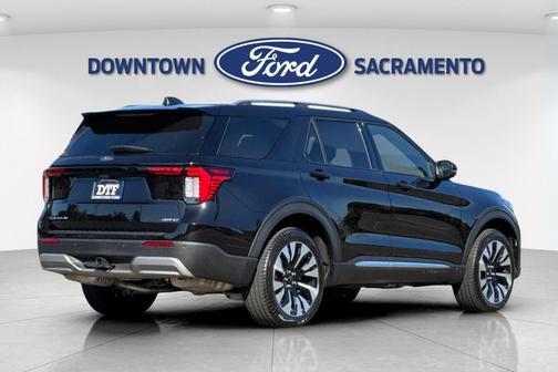 Agate Black Metallic 2026 Ford Explorer Platinum