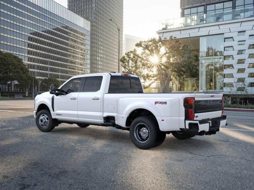 2026 Ford F-350 Platinum