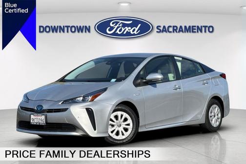 2022 Toyota Prius LE