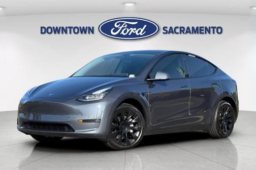 2023 Tesla Model Y Long Range Dual Motor All-Wheel Drive