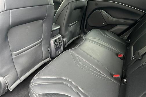 Star White Metallic Tri-Coat 2022 Ford Mustang Mach-E Premium