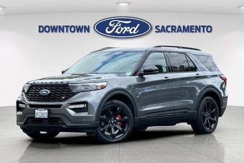 Carbonized Gray Metallic 2023 Ford Explorer ST