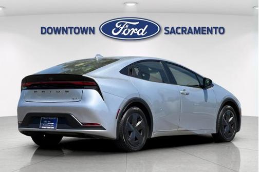 2024 Toyota Prius LIMITED