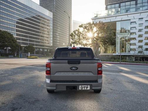 2025 Ford Maverick Lobo Standard