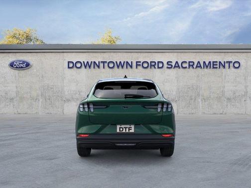 Eruption Green Metallic 2026 Ford Mustang Mach-E Premium