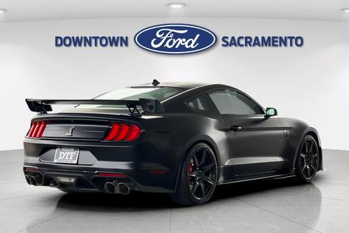 2021 Ford Shelby GT500 Base