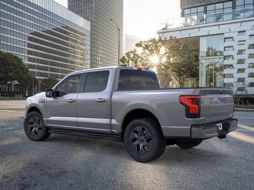 2025 Ford F-150 Lightning Flash