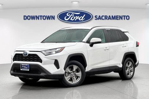 2024 Toyota RAV4 Hybrid XLE