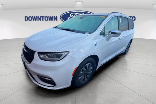 2022 Chrysler Pacifica Hybrid Limited
