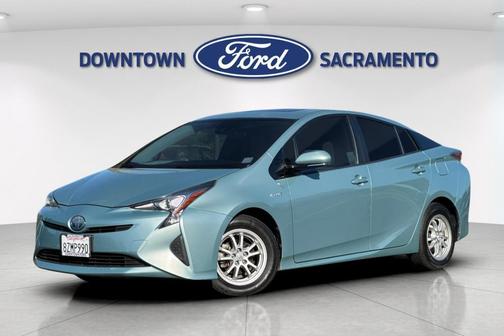 2016 Toyota Prius Three