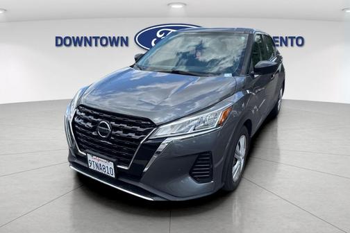 Gun Metallic 2021 Nissan Kicks S