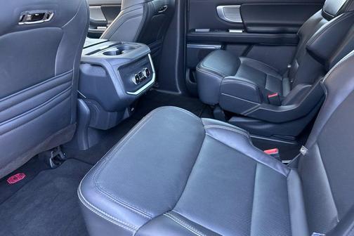 Oxford White 2025 Ford Expedition Max Platinum
