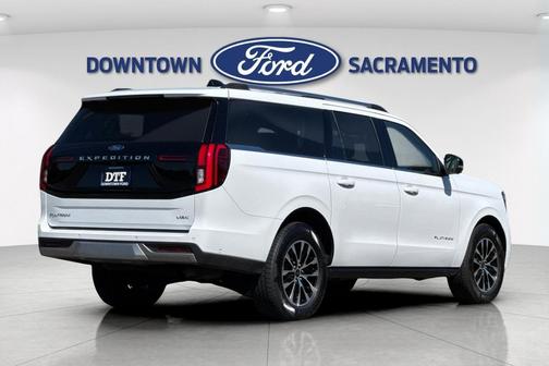 Oxford White 2025 Ford Expedition Max Platinum