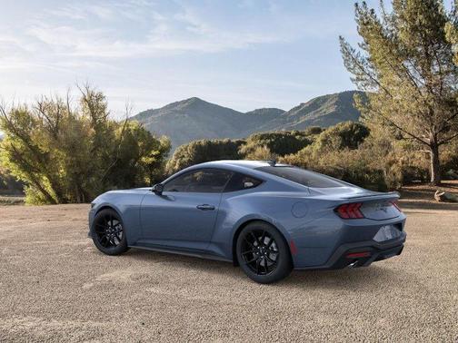 2025 Ford Mustang EcoBoost