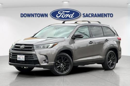 2019 Toyota Highlander SE