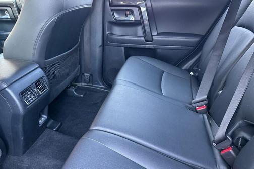 2024 Toyota 4Runner TRD Off Road Premium