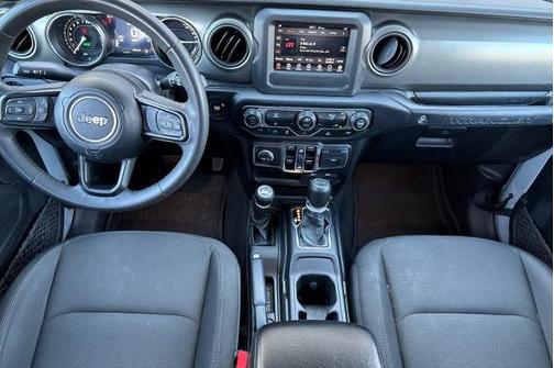 2023 Jeep Wrangler BASE