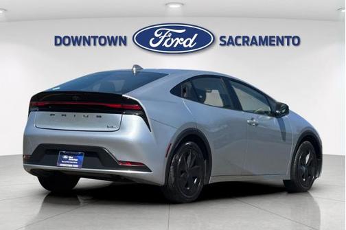 2023 Toyota Prius LIMITED