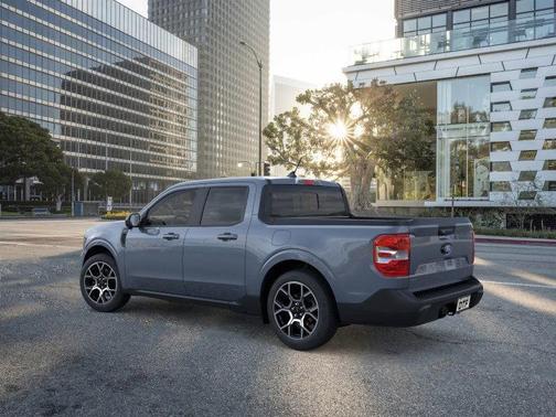 2025 Ford Maverick Lariat