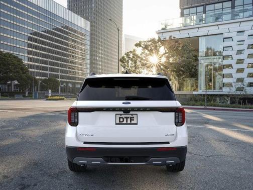 2025 Ford Explorer Active