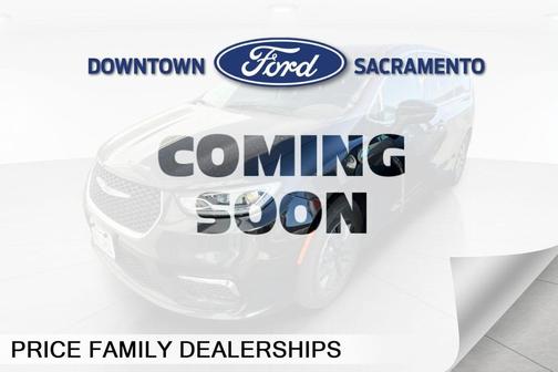 Brilliant Black Crystal Pearlcoat 2023 Chrysler Pacifica Hybrid Touring L
