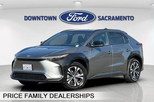 2025 Toyota bZ4X XLE