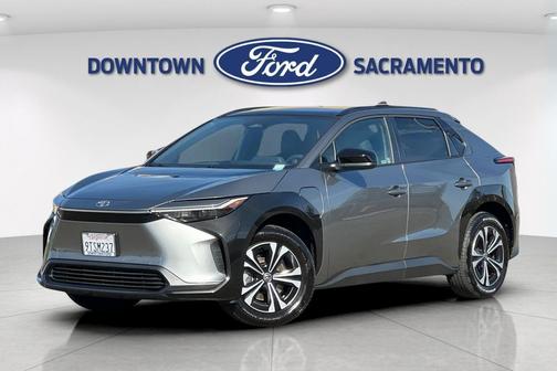 2025 Toyota bZ4X XLE