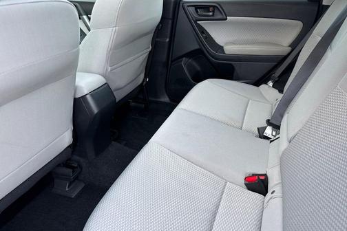 Dark Gray Metallic 2018 Subaru Forester 2.5i Premium