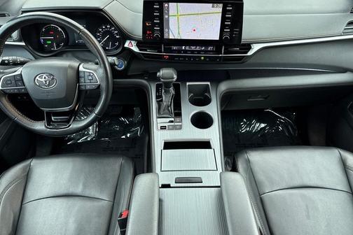 2021 Toyota Sienna XSE 7 Passenger