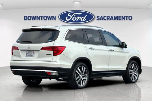 2017 Honda Pilot Touring