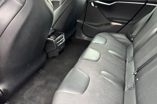 2017 Tesla Model S 75