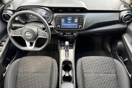 2022 Nissan Kicks SV