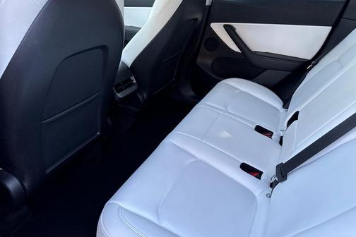 2022 Tesla Model Y Performance Dual Motor All-Wheel Drive
