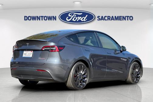 2022 Tesla Model Y Performance Dual Motor All-Wheel Drive