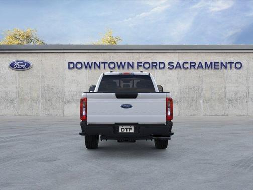 Oxford White 2026 Ford F-350 XL
