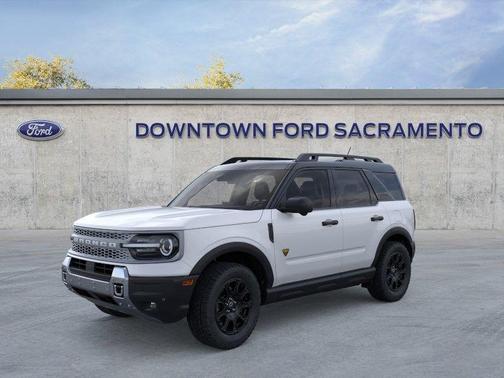 Oxford White 2025 Ford Bronco Sport Badlands