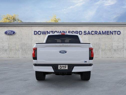 Oxford White 2025 Ford F-150 Lightning Flash