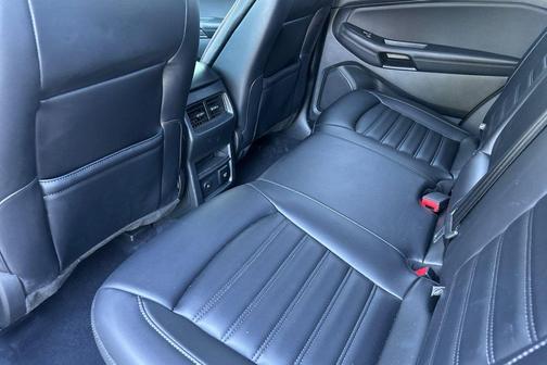 Oxford White 2024 Ford Edge SEL